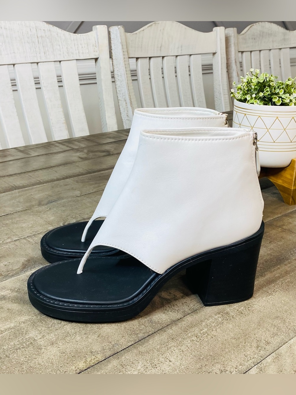 Miu Miu White Calfskin Leather Open Toe Thong Ankle Booties Block Heel Size 37